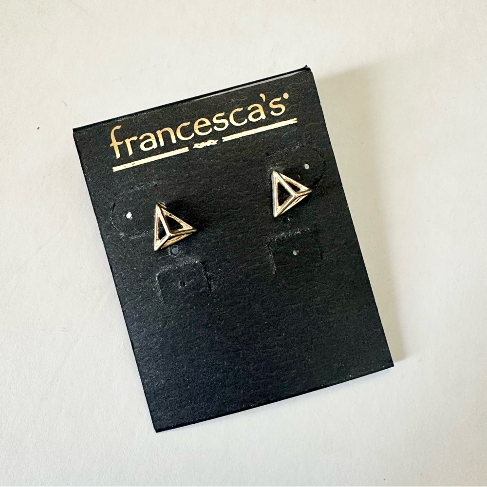 Francesca's 3D triangular pyramid diamond shape stud earrings